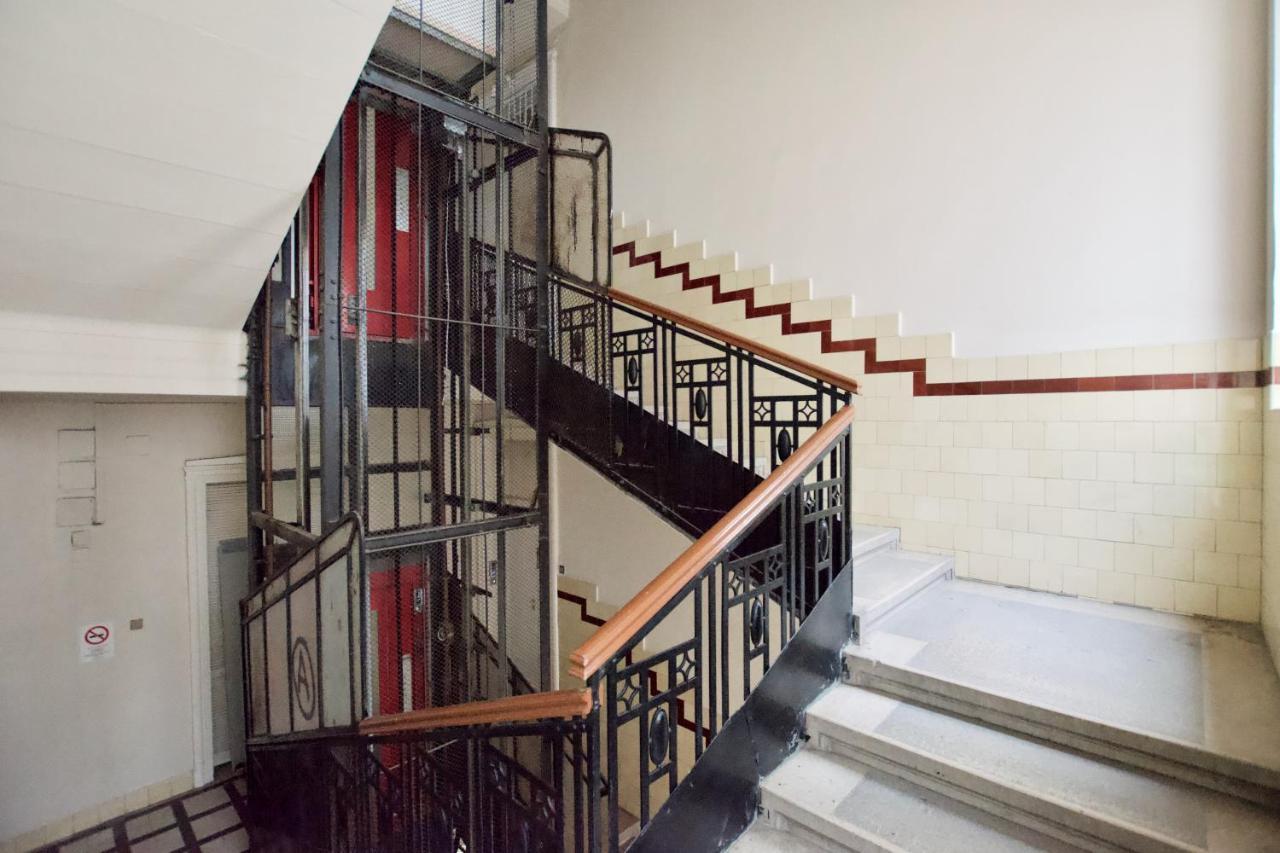 Standard Apartment By Hi5 - Kecskemeti Street Suite Budapest Esterno foto