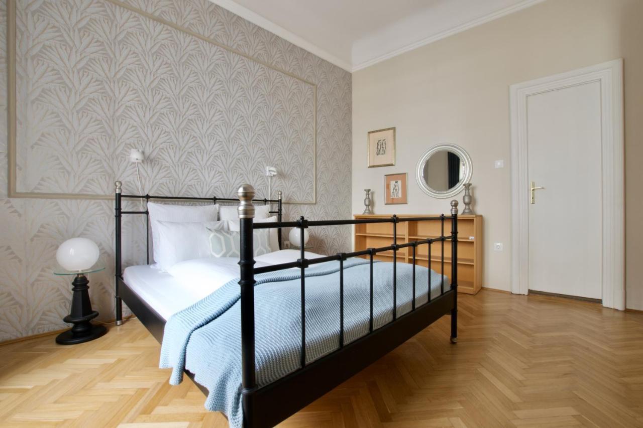 Standard Apartment By Hi5 - Kecskemeti Street Suite Budapest Esterno foto