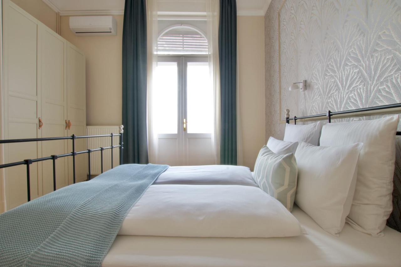 Standard Apartment By Hi5 - Kecskemeti Street Suite Budapest Esterno foto