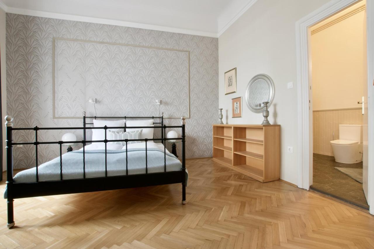 Standard Apartment By Hi5 - Kecskemeti Street Suite Budapest Esterno foto